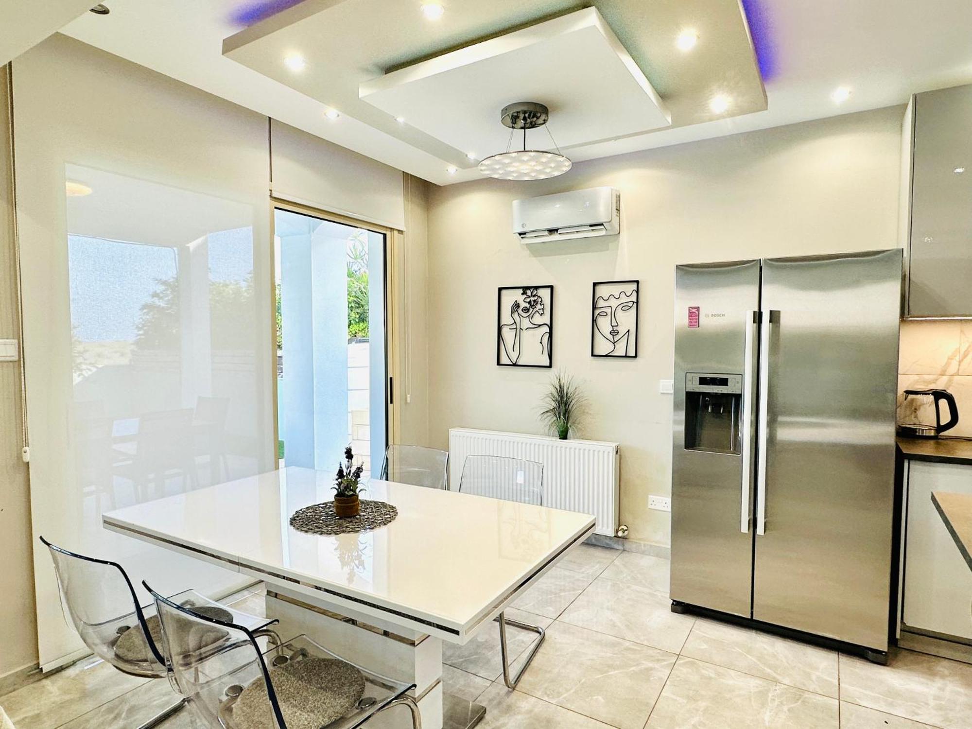 Villa Luxury Lapis Lazuli Meneou